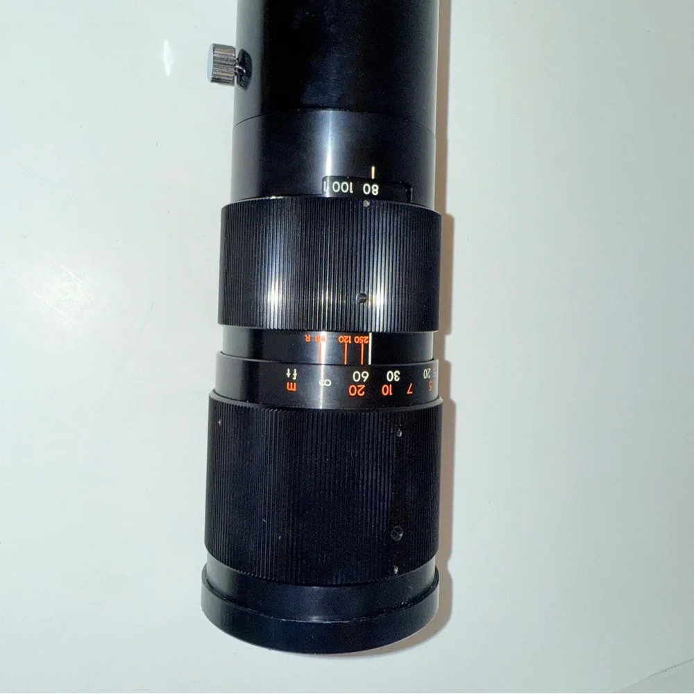 Tamron Auto Zoom 1:3.8 80-250mm Lens compatible with Nikon.